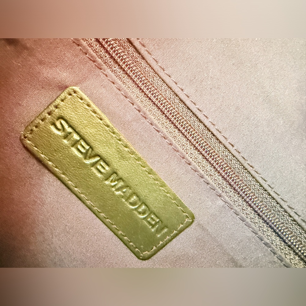 Steve Madden Blue and Black Geometric Clutch - Picture 6 of 6
